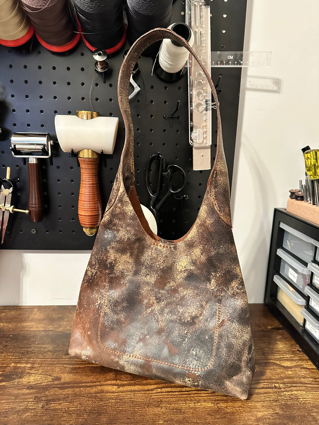Slouchy Shoulder Bag - Waxy Craze Brown