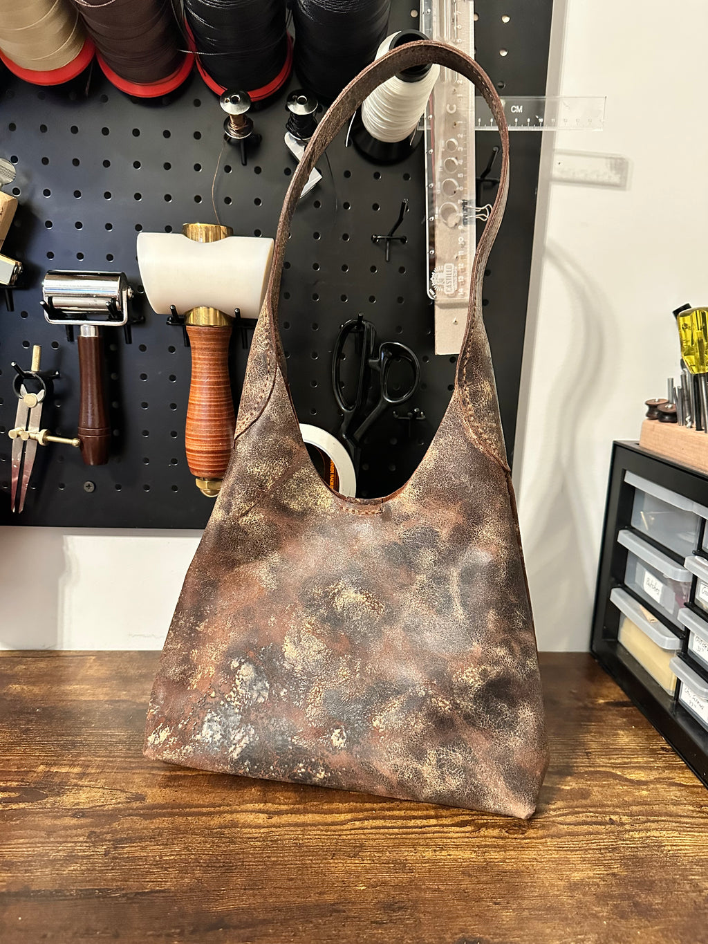 Slouchy Shoulder Bag - Waxy Craze Brown