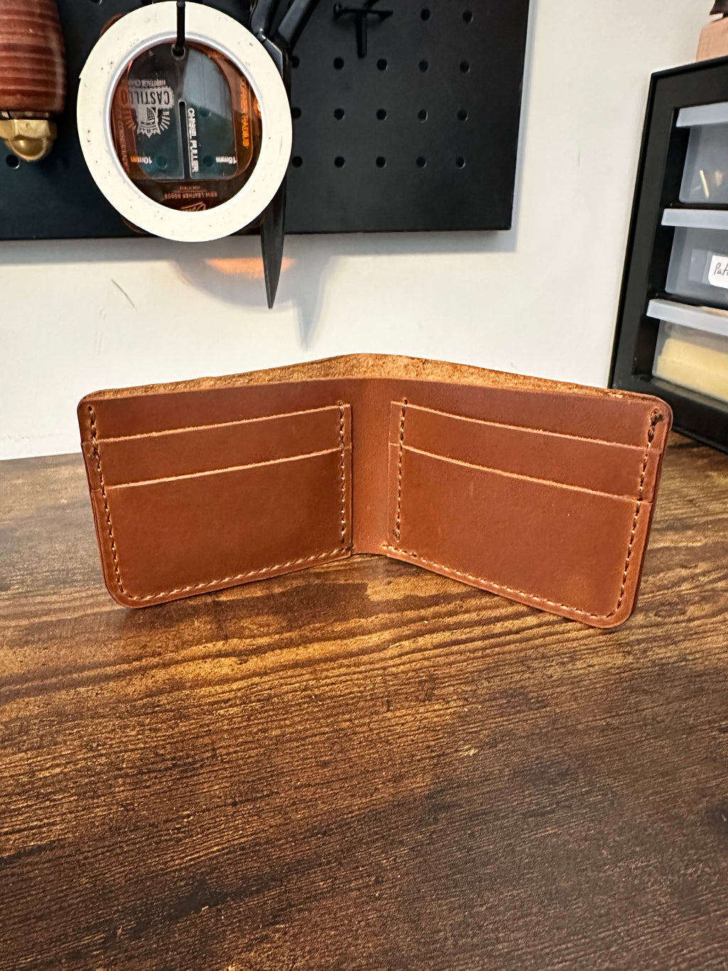 Traditional Bifold - Ostrich Emboss